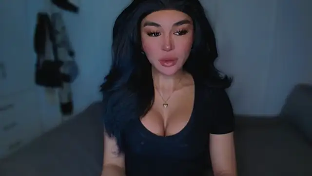 Snapshot of mxshemale_ladyboy chatting on March 19, 10:31 pm mxshemale ladyboy online show from March 19, 10:31 pm