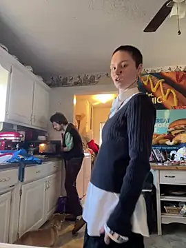 SugarNCinnamon online show from February 15, 8:18 pm