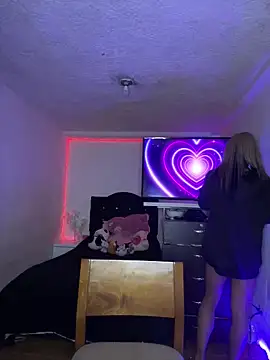 andyy x online show from February 8, 1:44 am