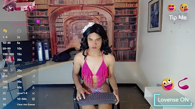 Gata Salvaje   online show from February 17, 8:11 am