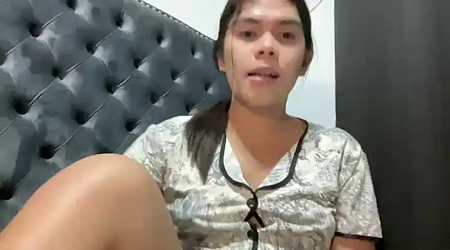 Snapshot of Mooree_naba chatting on February 2, 1:30 pm Mooree naba online show from February 2, 1:30 pm