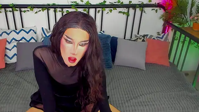 MadisonEsprit online show from March 1, 10:10 am