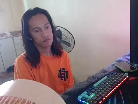 ashelyxyn69xx online show from March 4, 11:31 pm