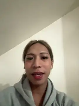 vanessamarieee online show from March 17, 5:37 pm