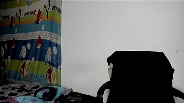 Vannellope vladimir online show from May 26, 1:52 pm