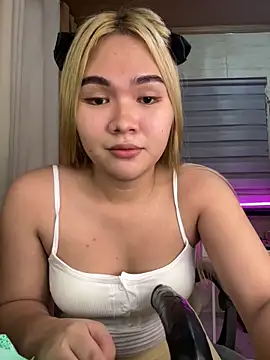 sundayrose online show from June 1, 2:08 pm