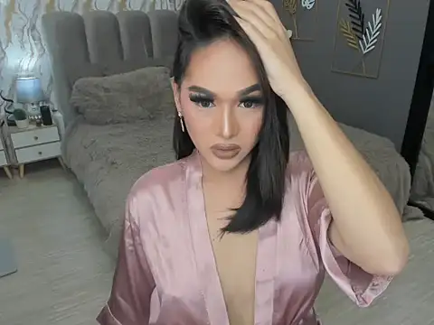Snapshot of LegendaryNicole chatting on September 29, 8:19 pm LegendaryNicole online show from September 29, 8:19 pm