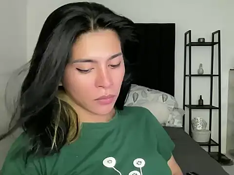 Snapshot of your_bianca69 chatting on January 24, 4:37 am your bianca69 online show from January 24, 4:37 am