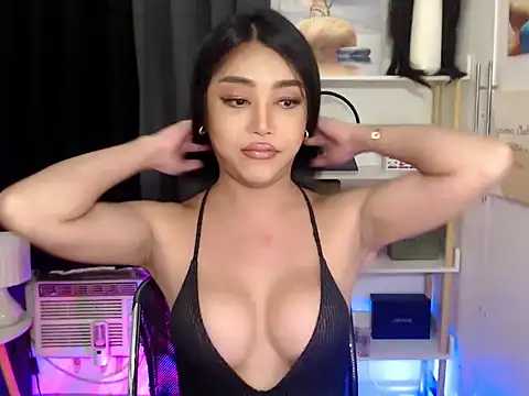 Snapshot of AsianMariaTs chatting on February 3, 11:09 am AsianMariaTs online show from February 3, 11:09 am