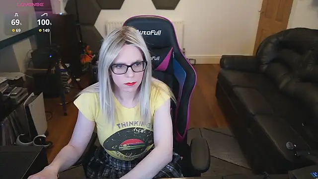 Snapshot of KelseyCobalt chatting on March 11, 9:04 pm KelseyCobalt online show from March 11, 9:04 pm