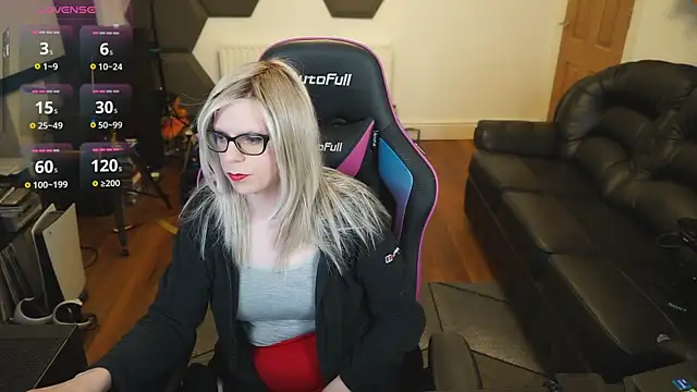 Snapshot of KelseyCobalt chatting on March 13, 9:44 pm KelseyCobalt online show from March 13, 9:44 pm