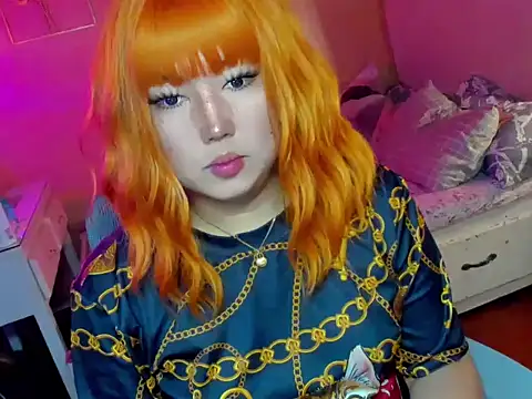 HOTnWILDalice online show from November 22, 1:18 am