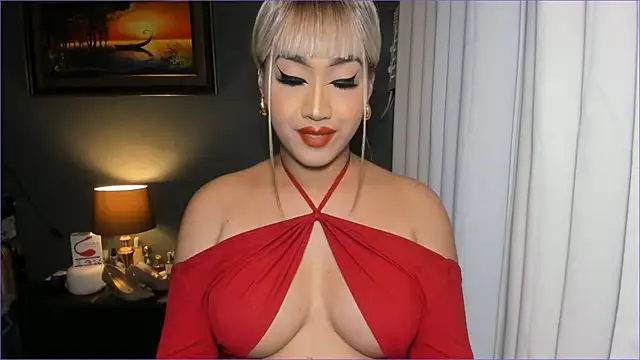 Snapshot of AliciaGundersen chatting on February 16, 1:38 pm AliciaGundersen online show from February 16, 1:38 pm