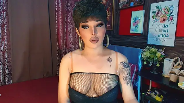 trixxielicious online show from October 17, 8:29 am