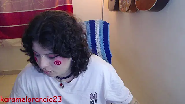 Snapshot of Smoke_trip_Alicia chatting on September 18, 6:40 am Smoke trip Alicia online show from September 18, 6:40 am