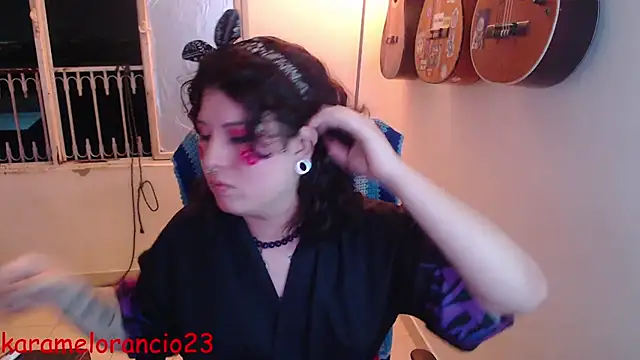 Snapshot of Smoke_trip_Alicia chatting on September 27, 4:54 am Smoke trip Alicia online show from September 27, 4:54 am
