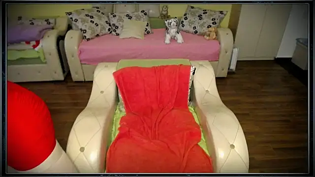 clementine online show from March 5, 7:45 am