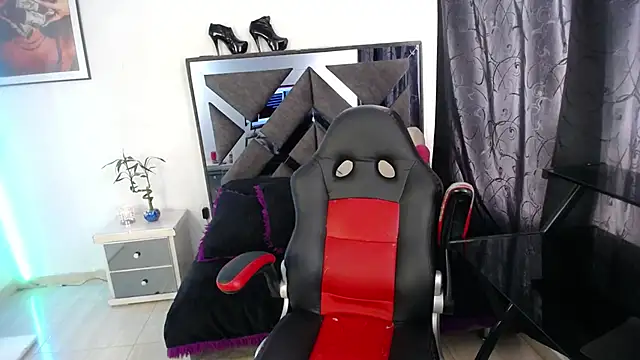 Salo hot04 online show from October 11, 7:38 pm