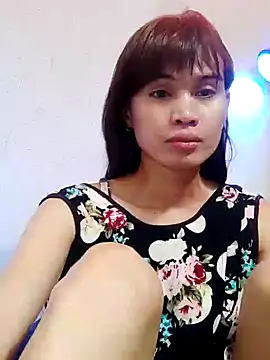 Snapshot of QueenSoreal chatting on January 21, 4:33 pm QueenSoreal online show from January 21, 4:33 pm