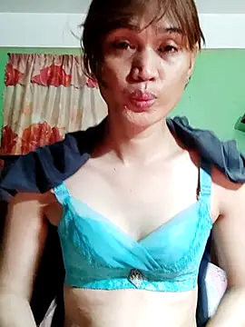 Snapshot of QueenSoreal chatting on September 26, 6:05 pm QueenSoreal online show from September 26, 6:05 pm