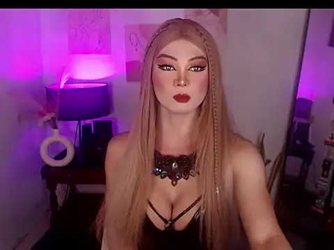 Snapshot of MagneticBeauty chatting on October 5, 2:50 pm MagneticBeauty online show from October 5, 2:50 pm