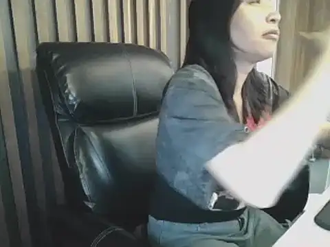 Snapshot of sara_kimoo chatting on March 18, 8:16 pm sara kimoo online show from March 18, 8:16 pm