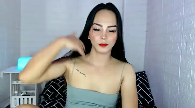 urnaughtydolly69 online show from January 9, 11:25 am