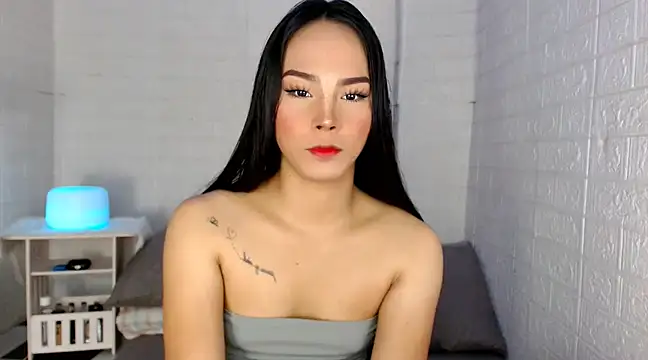 urnaughtydolly69 online show from February 15, 8:44 am
