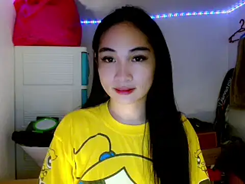 SweetLilly 18 online show from March 17, 2:52 pm