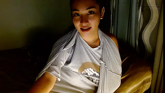 SweetLilly 18 online show from March 3, 11:28 am