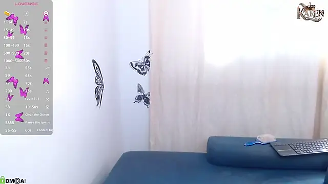 Snapshot of karen_sofia_ chatting on September 17, 8:36 pm karen sofia online show from September 17, 8:36 pm