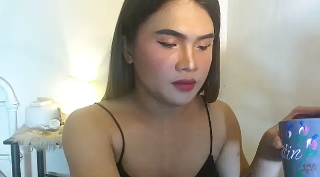 JustineBIGCUM online show from January 7, 8:05 am