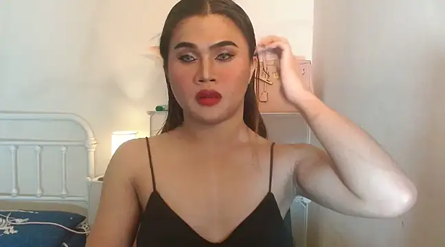 JustineBIGCUM online show from February 28, 9:15 am