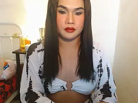 JustineBIGCUM online show from November 10, 8:26 am