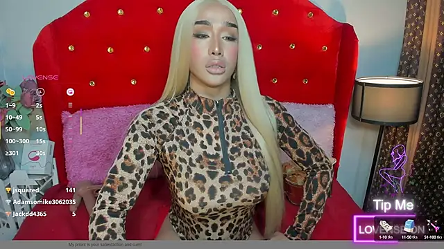 Snapshot of TranSEXUALDIVA chatting on September 20, 7:08 pm TranSEXUALDIVA online show from September 20, 7:08 pm