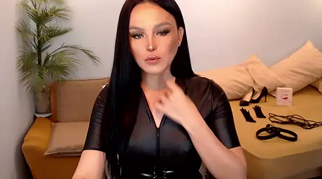 Snapshot of PrettyWomanxxx chatting on December 3, 6:00 pm PrettyWomanxxx online show from December 3, 6:00 pm