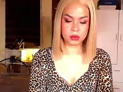 MistressLuna1 online show from March 20, 7:04 pm