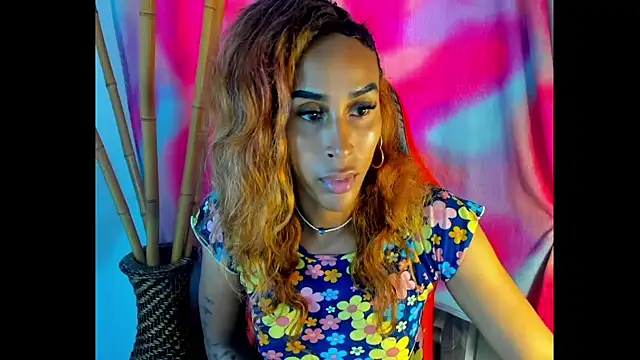 CarameloCeron online show from November 21, 1:23 pm