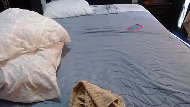 sensual nataliee online show from October 16, 8:30 pm