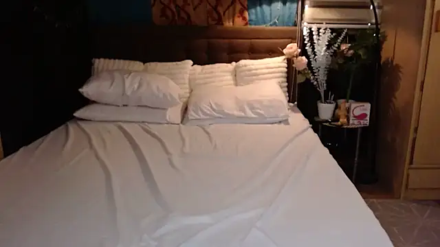 xheavenlytrans online show from October 28, 1:14 am