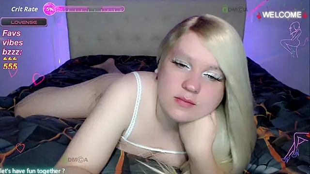 camsmiley online show from October 14, 4:35 am