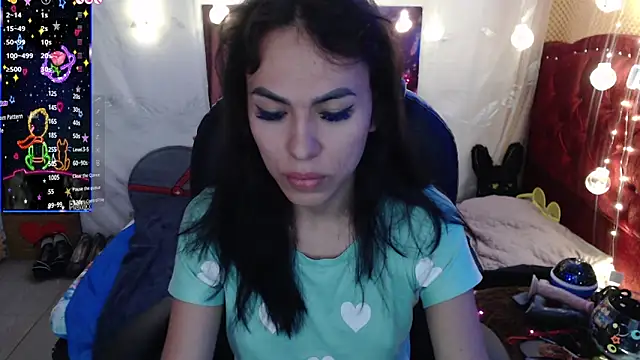 Snapshot of arianablue69 chatting on December 23, 11:25 am arianablue69 online show from December 23, 11:25 am