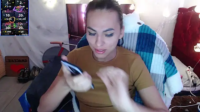 Snapshot of arianablue69 chatting on December 29, 3:11 am arianablue69 online show from December 29, 3:11 am
