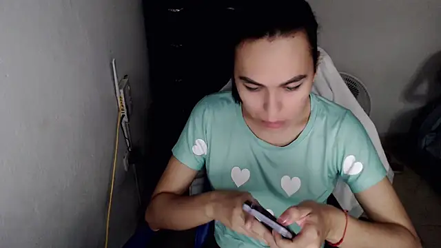 Snapshot of arianablue69 chatting on March 8, 2:30 pm arianablue69 online show from March 8, 2:30 pm