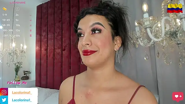 Snapshot of LaColorina_ chatting on February 8, 6:12 am LaColorina online show from February 8, 6:12 am