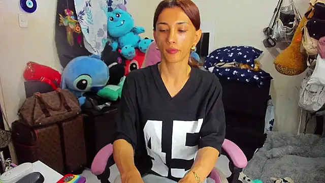 Snapshot of Lawrncesofiets chatting on January 19, 4:36 pm Lawrncesofiets online show from January 19, 4:36 pm