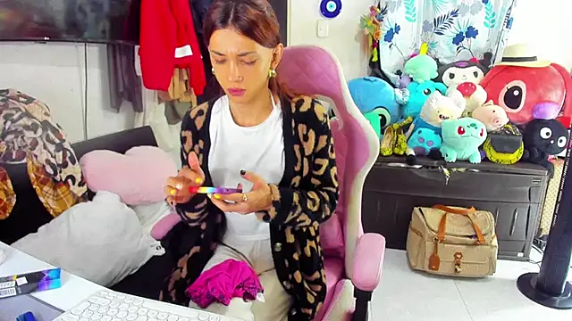 Snapshot of Lawrncesofiets chatting on February 12, 2:00 pm Lawrncesofiets online show from February 12, 2:00 pm