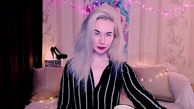 xxxcharismaaa online show from March 2, 11:22 pm