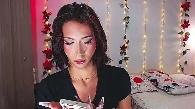 Snapshot of Kenisha_Sweet chatting on January 11, 2:47 pm Kenisha Sweet online show from January 11, 2:47 pm