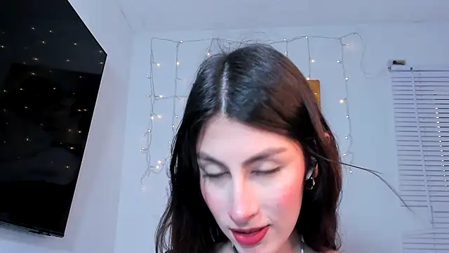 Snapshot of valeria_gonzales_ chatting on January 21, 9:36 pm valeria gonzales online show from January 21, 9:36 pm